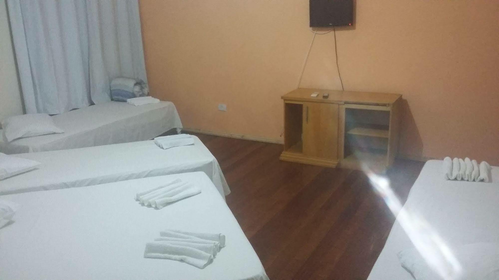 Pensão Meu Paraiso 3*